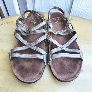 Dansko EU 39 US 8.5 to 9 Metallic Leather Jovie Strappy Sandals‎ Comfort Flat